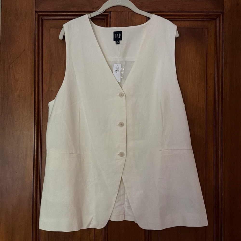 NWT Gap Linen Blend Long-line Vest